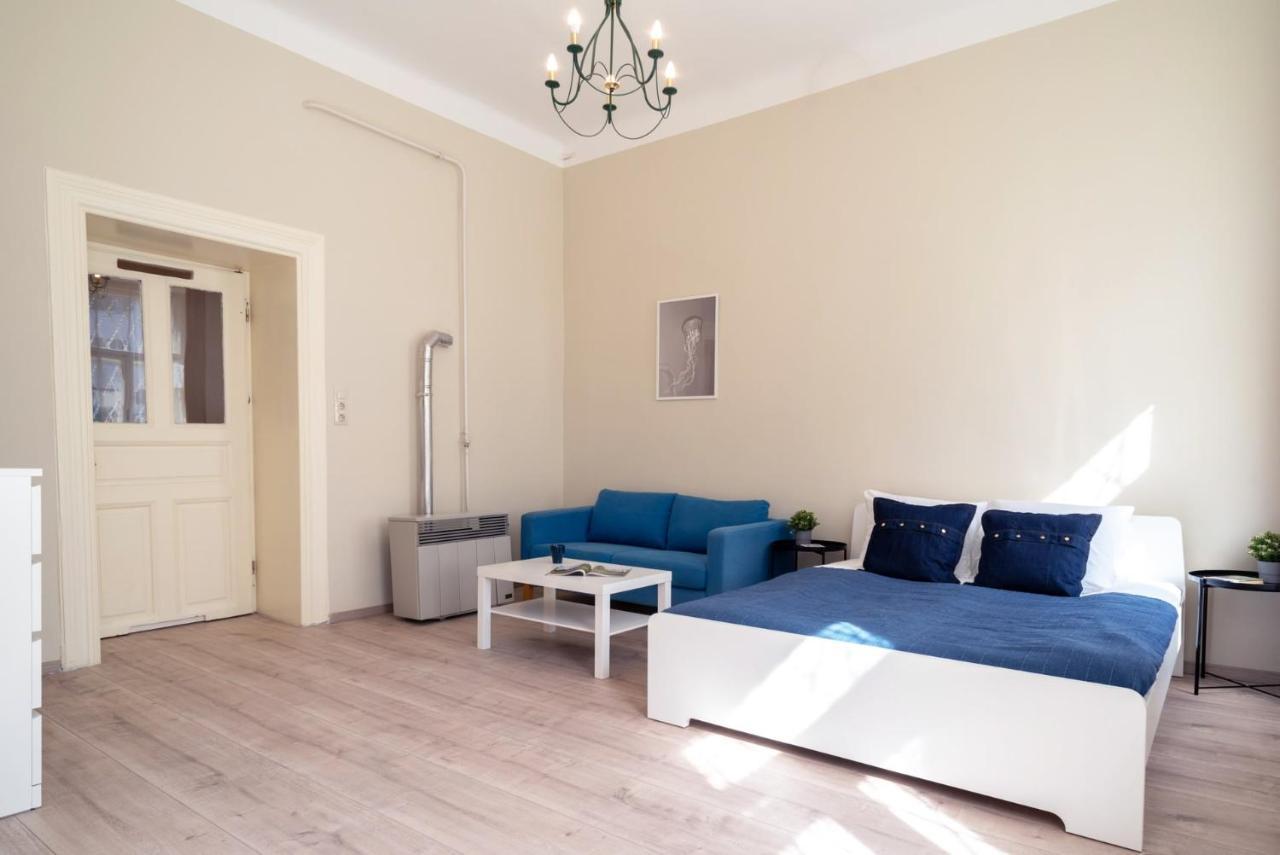Blue Ribbon Apartment Budapest Exterior foto